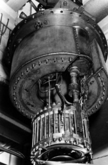 UoB bubble chamber (1958).jpg